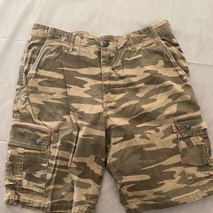 Lucky brand camo cargo shorts